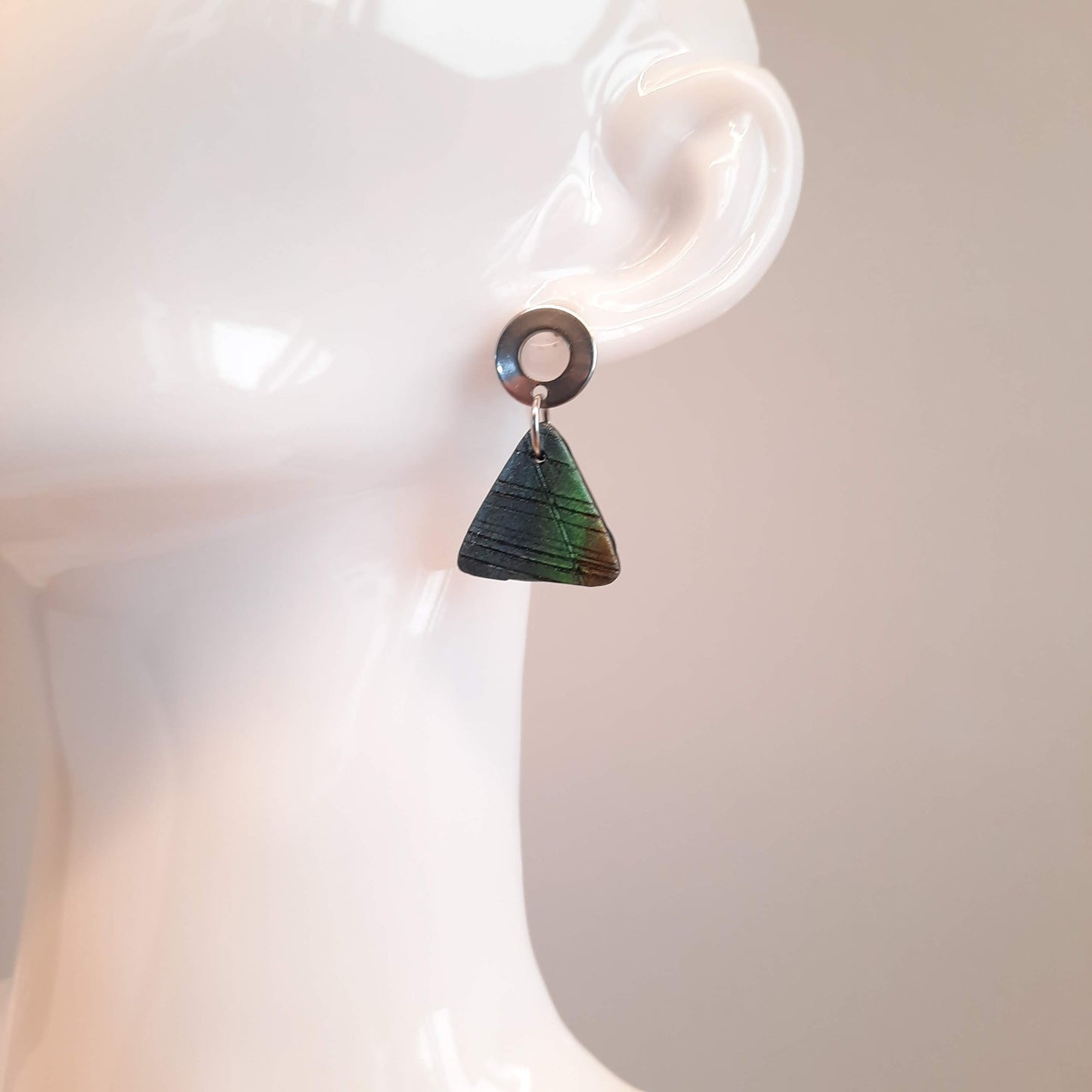 Pendientes Triángulo Labradorita Azul con Base Plateada