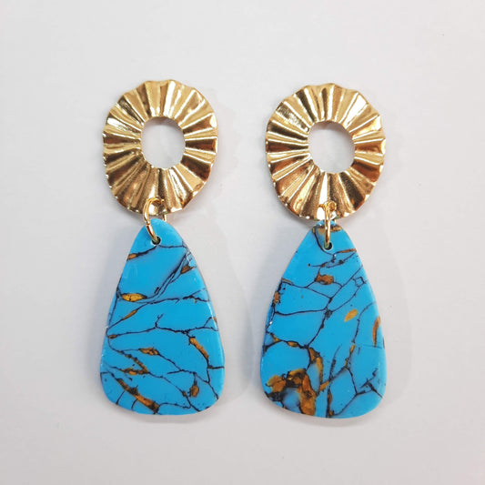Pendientes Amor Turquesa con Base Dorada