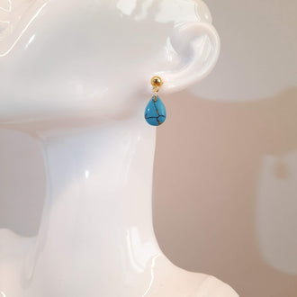 Pendientes Lagrima Turquesa con Base Dorada