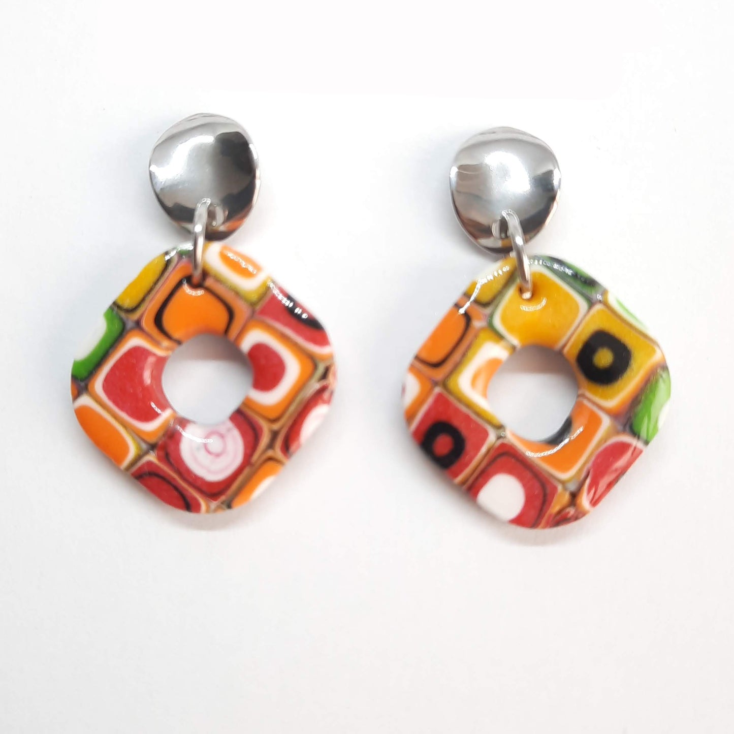 Pendientes Valencia Arcoíris con Base Acero